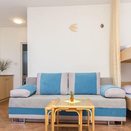 Apartment Branka Srima Εξωτερικό φωτογραφία